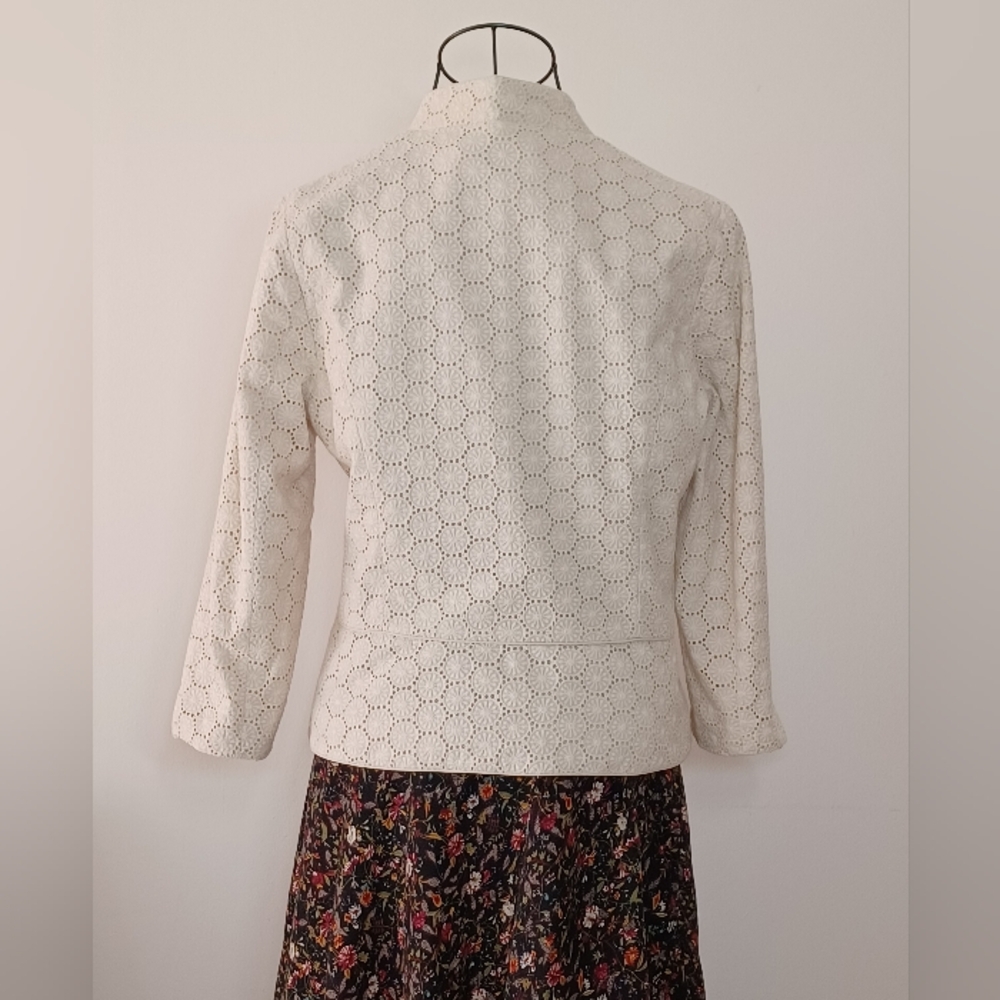 Willi Smith Cream Eyelet Button Front Jacket - image 2